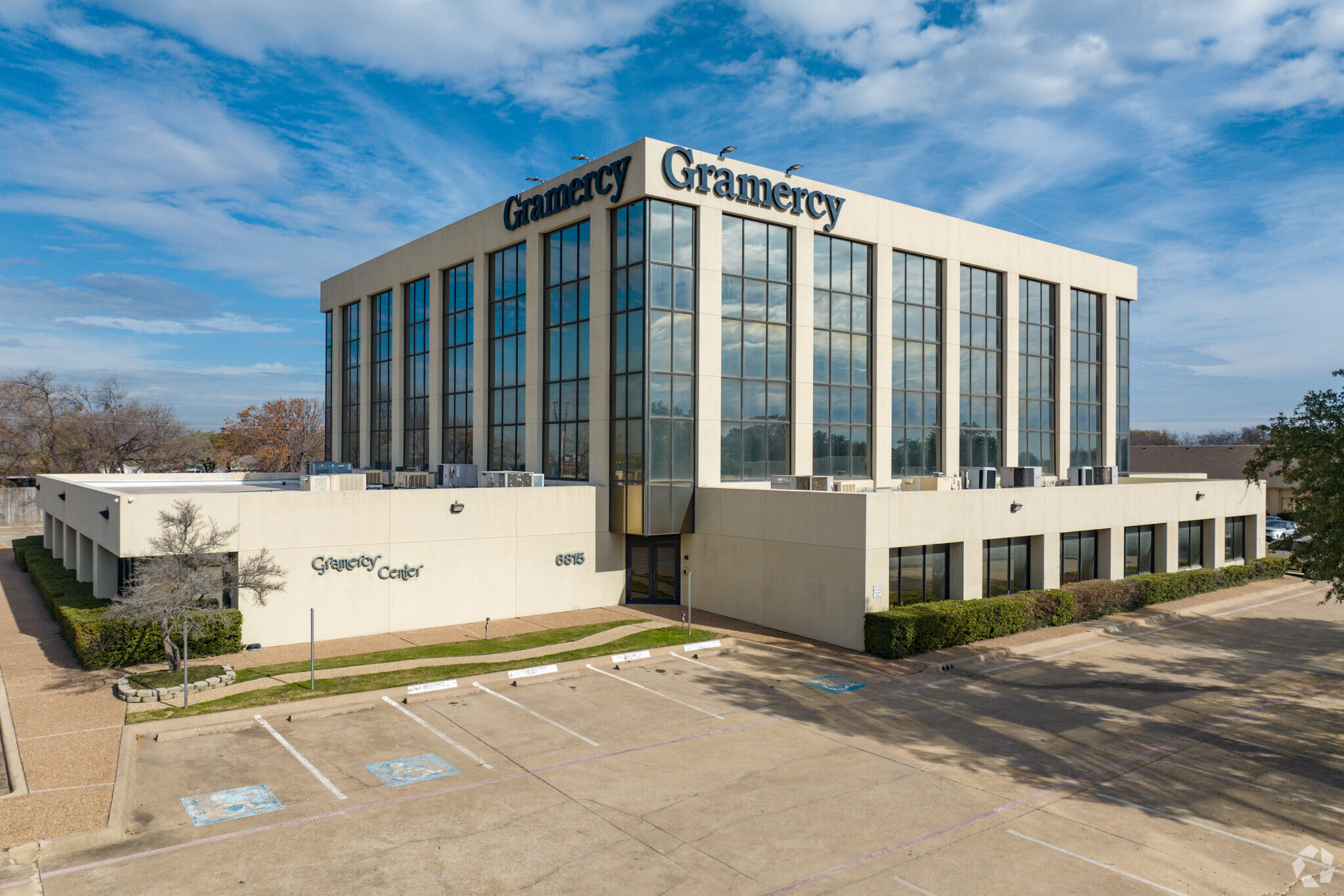 6815 Manhattan Blvd, Fort Worth, TX for Rent