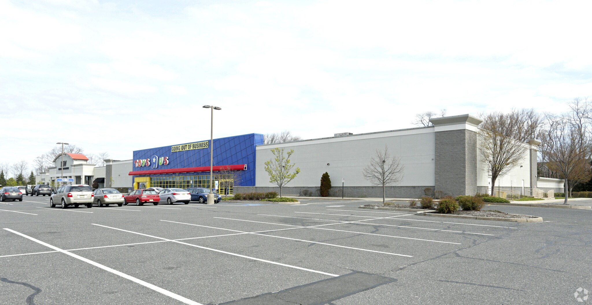 133-137 Highway 35, Eatontown, NJ for Rent
