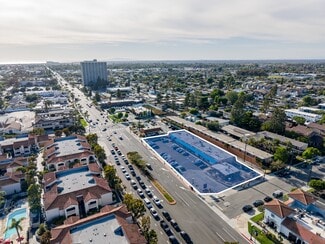 Costa Mesa, CA Storefront - 570-590 W 19th St
