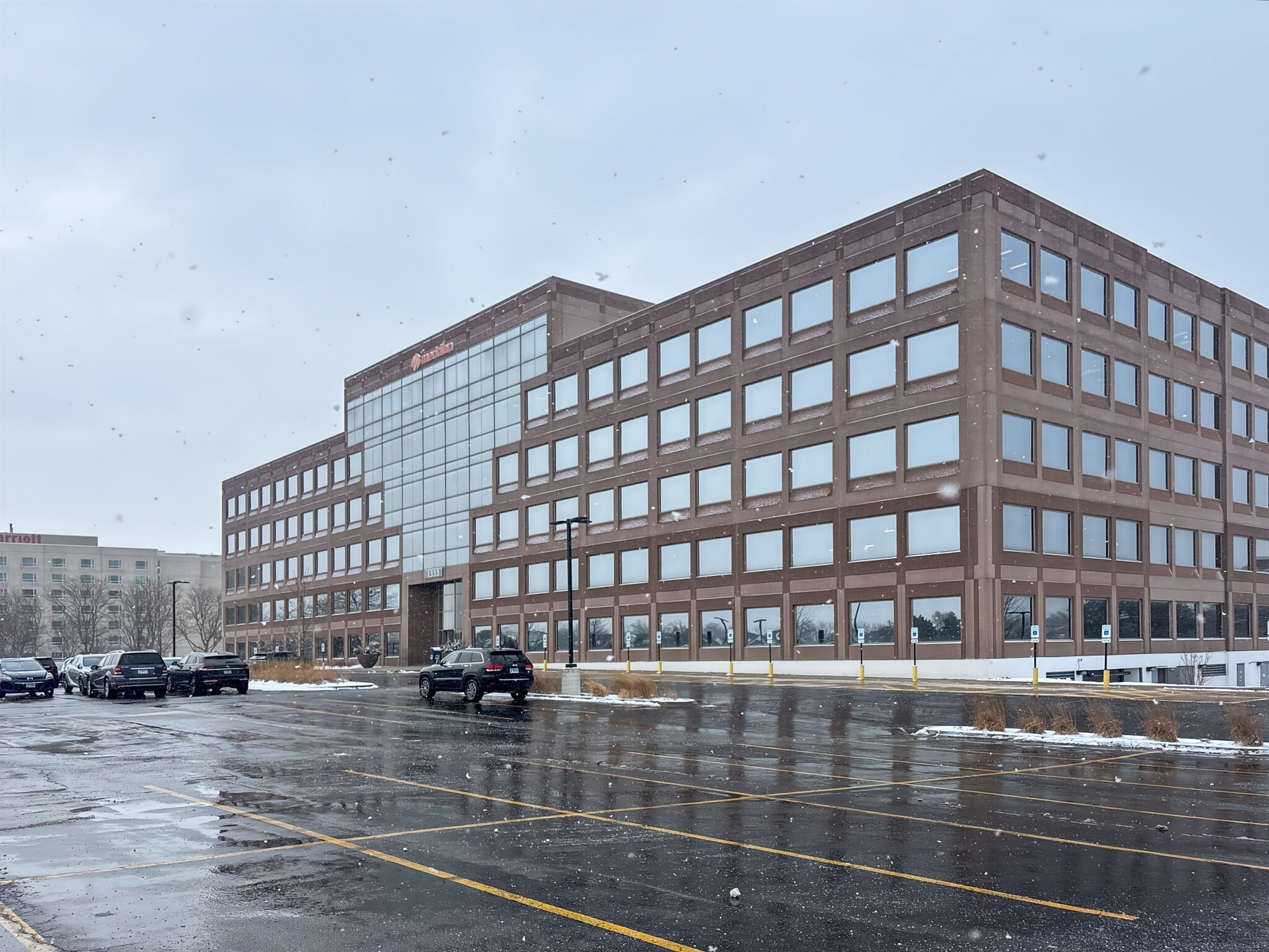 1333 Burr Ridge Pky, Burr Ridge, IL for Rent