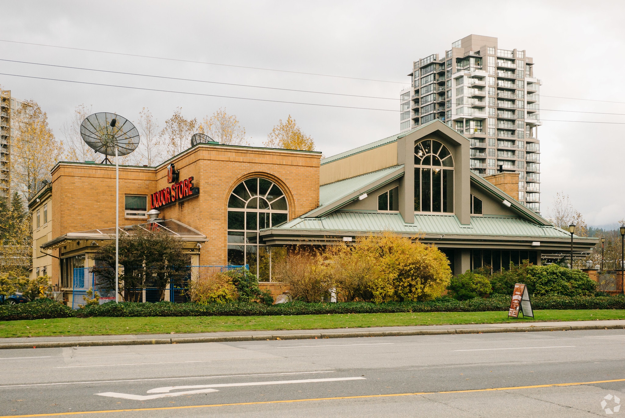 3224 St Johns St, Port Moody, BC for Rent
