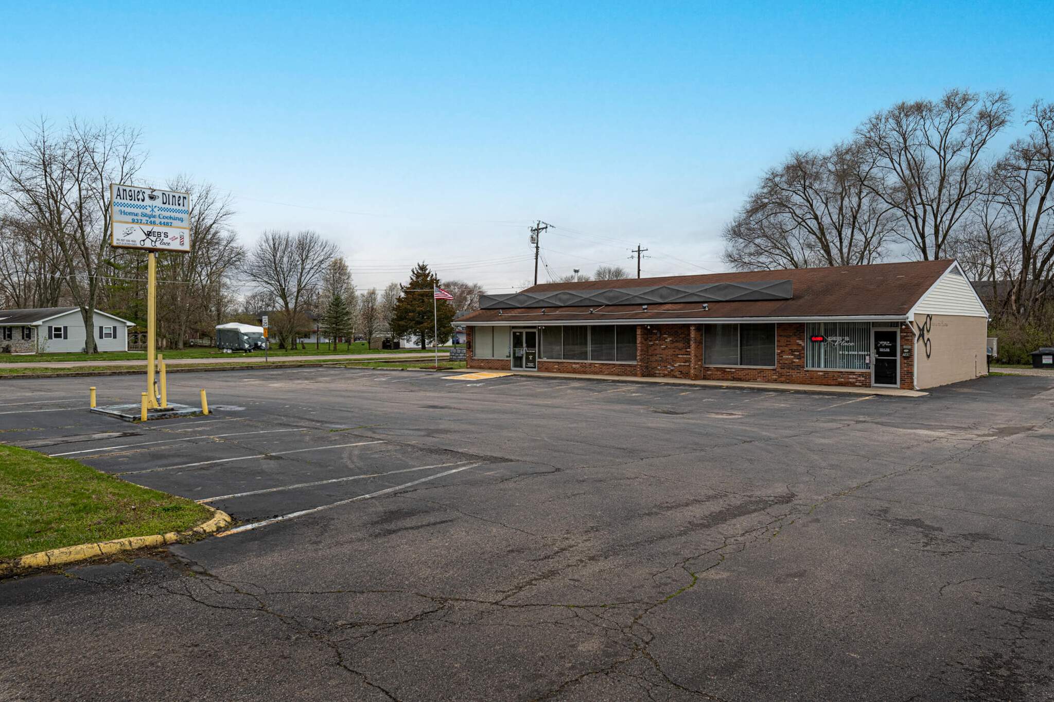 749-751 Dayton Oxford Rd, Carlisle, OH for Sale