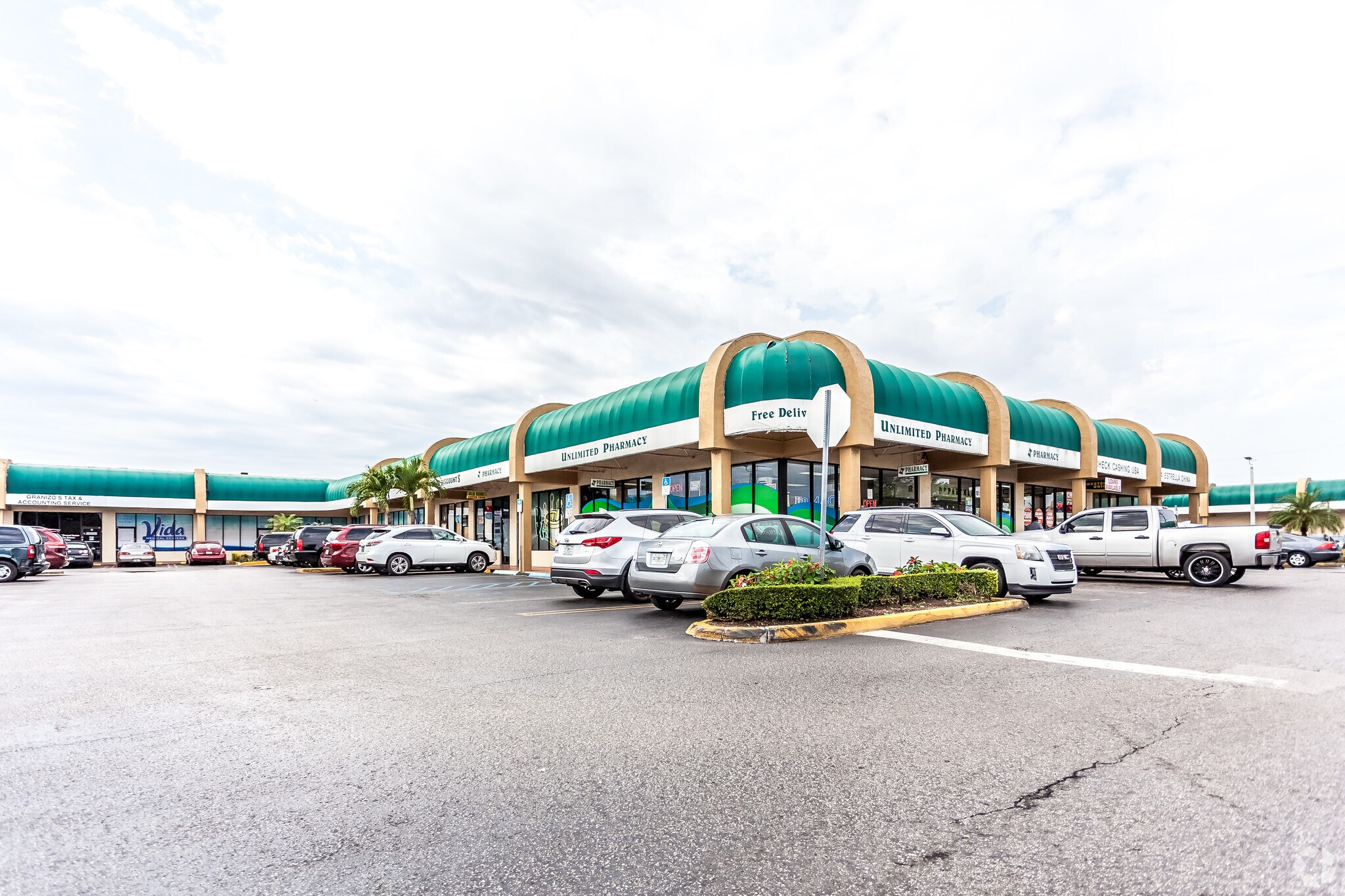 10900 W Flagler St, Miami, FL for Rent
