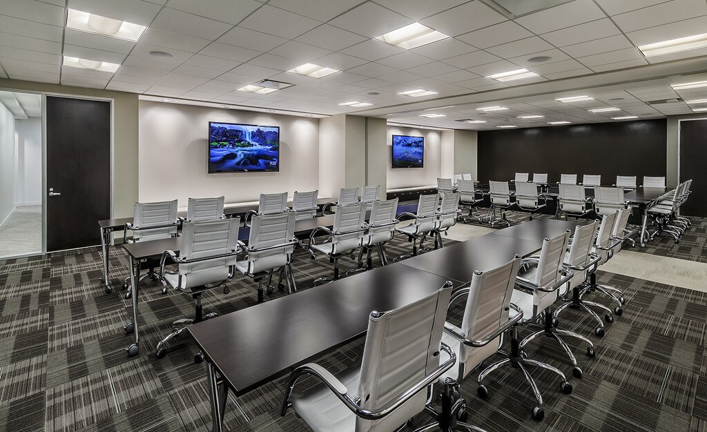 10 N Martingale Rd, Schaumburg, IL for Rent