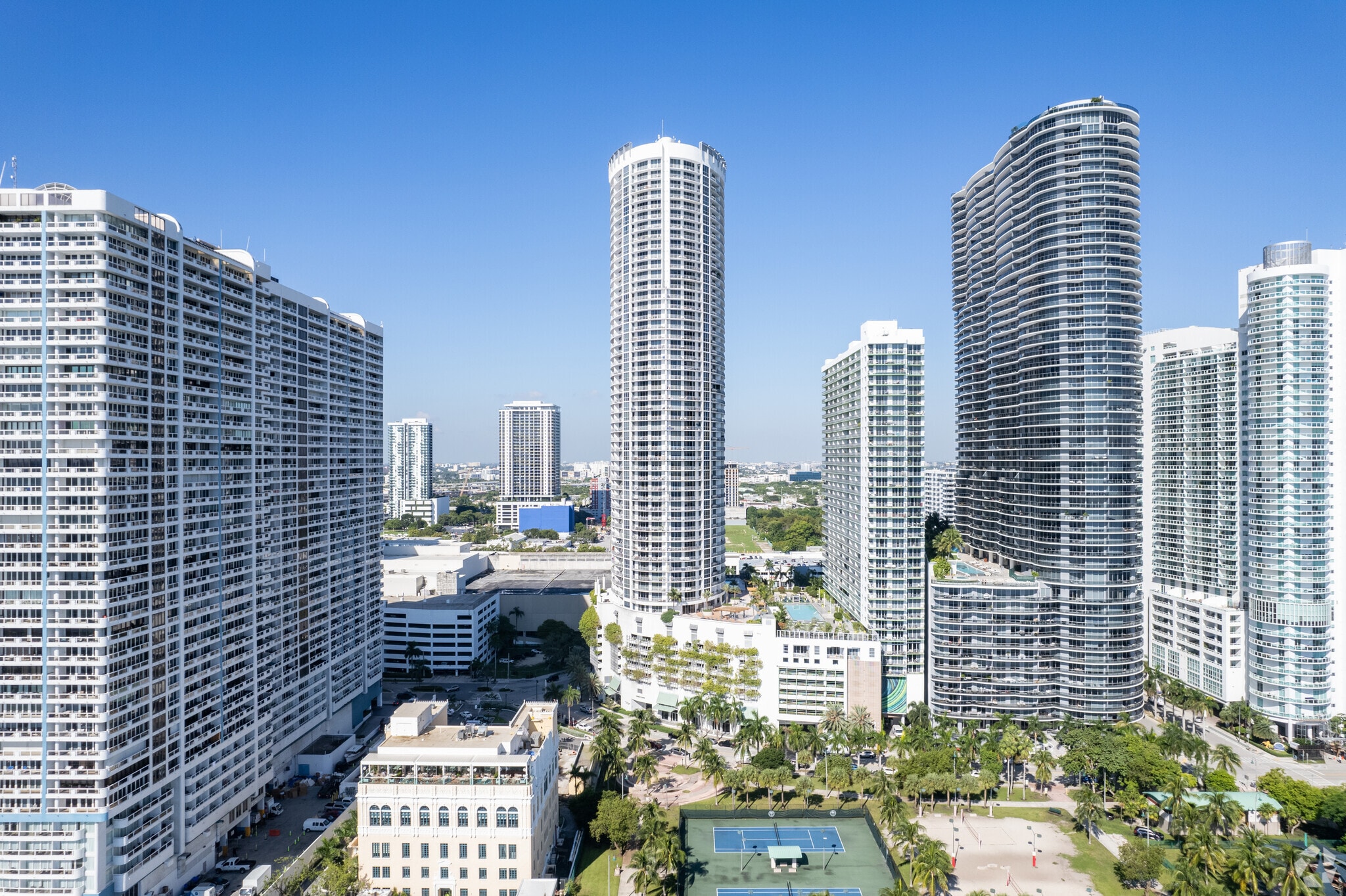 1750 N Bayshore Dr, Miami, FL for Rent