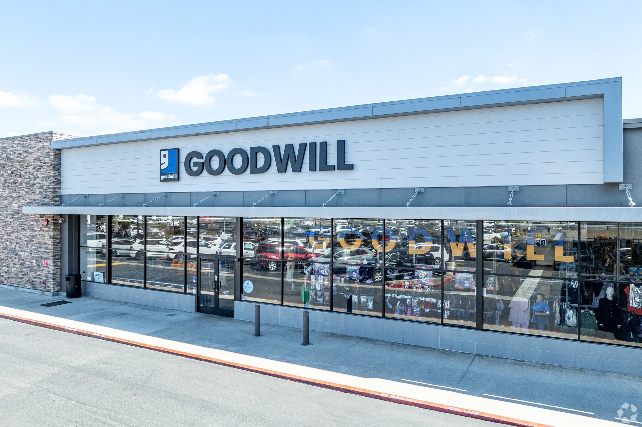 17120 Magnolia St, Fountain Valley, CA for Rent