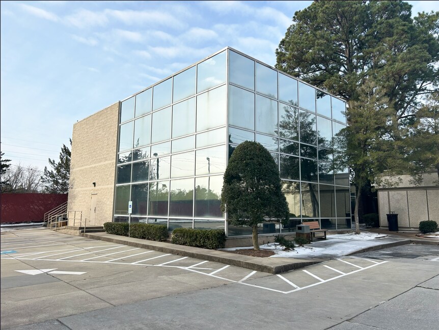 790 Pershing Rd, Raleigh, NC for Rent