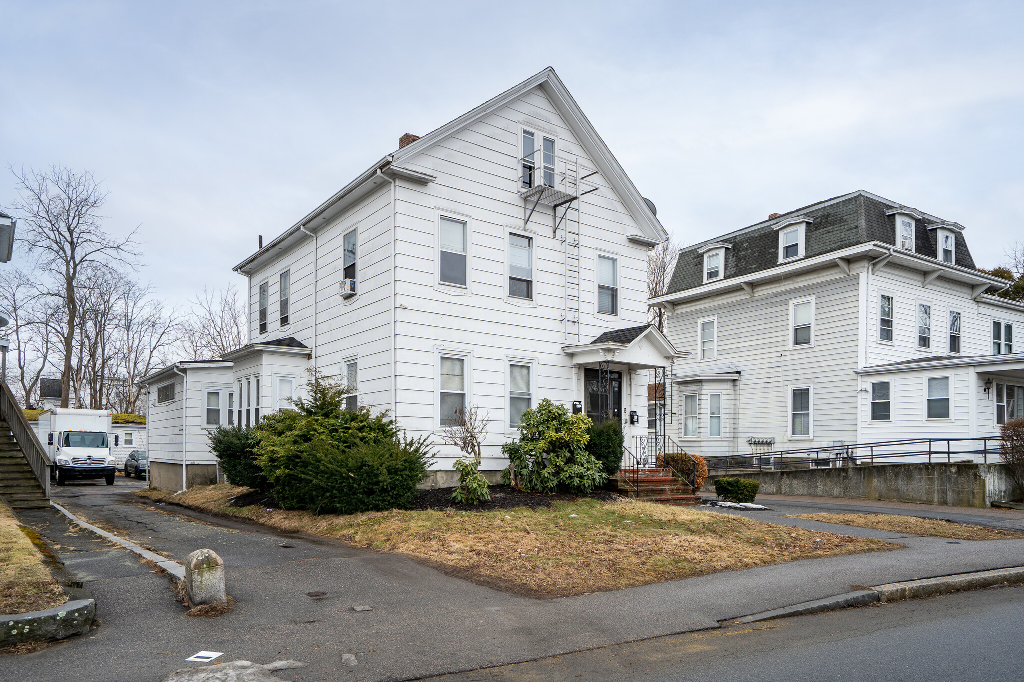 161 High St, Taunton, MA for Sale