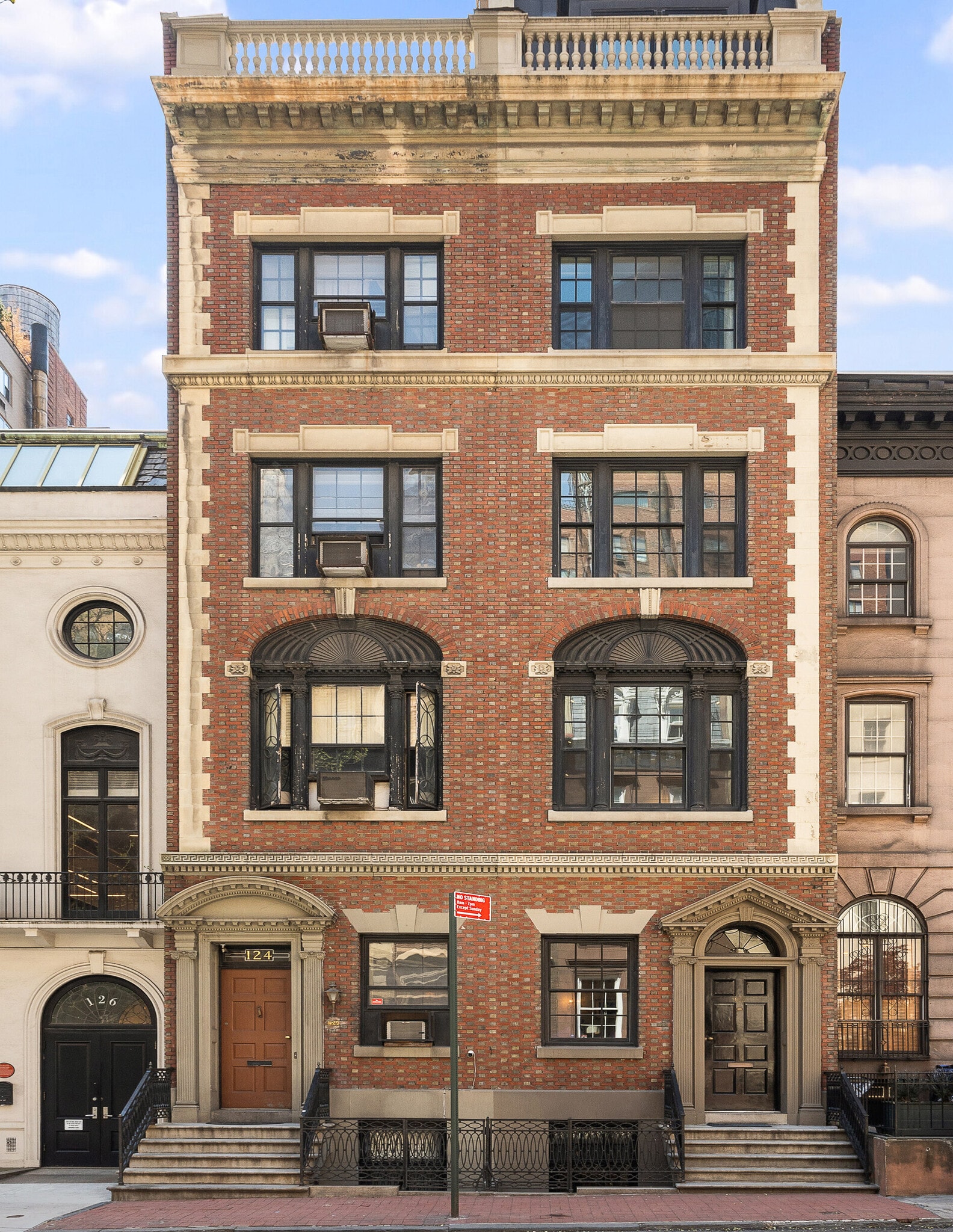 122 E 38th St, New York, NY for Sale