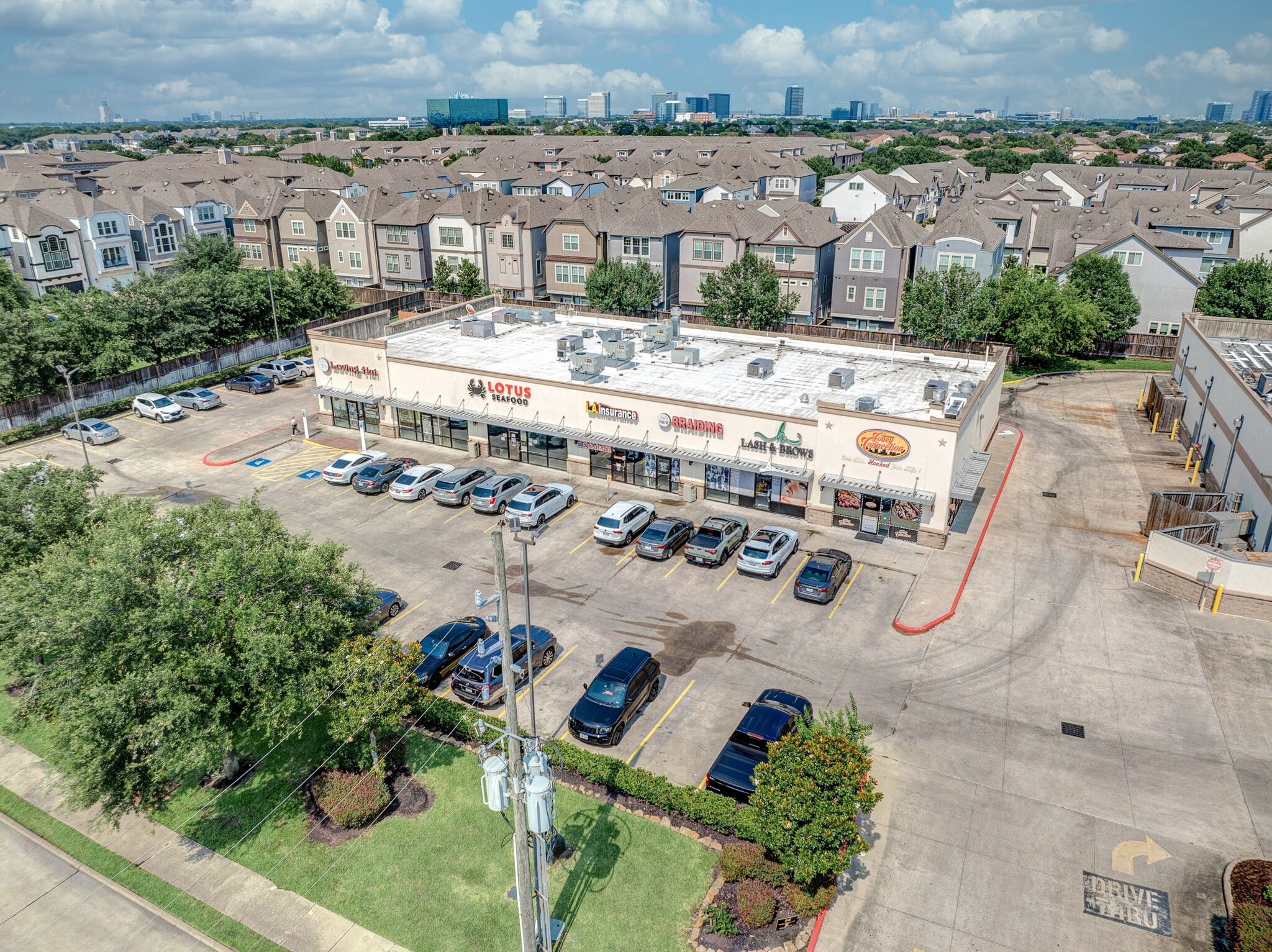 2825 S Kirkwood Rd, Houston, TX for Rent