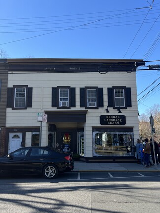 Port Jefferson, NY Storefront Retail/Residential - 402 Main St