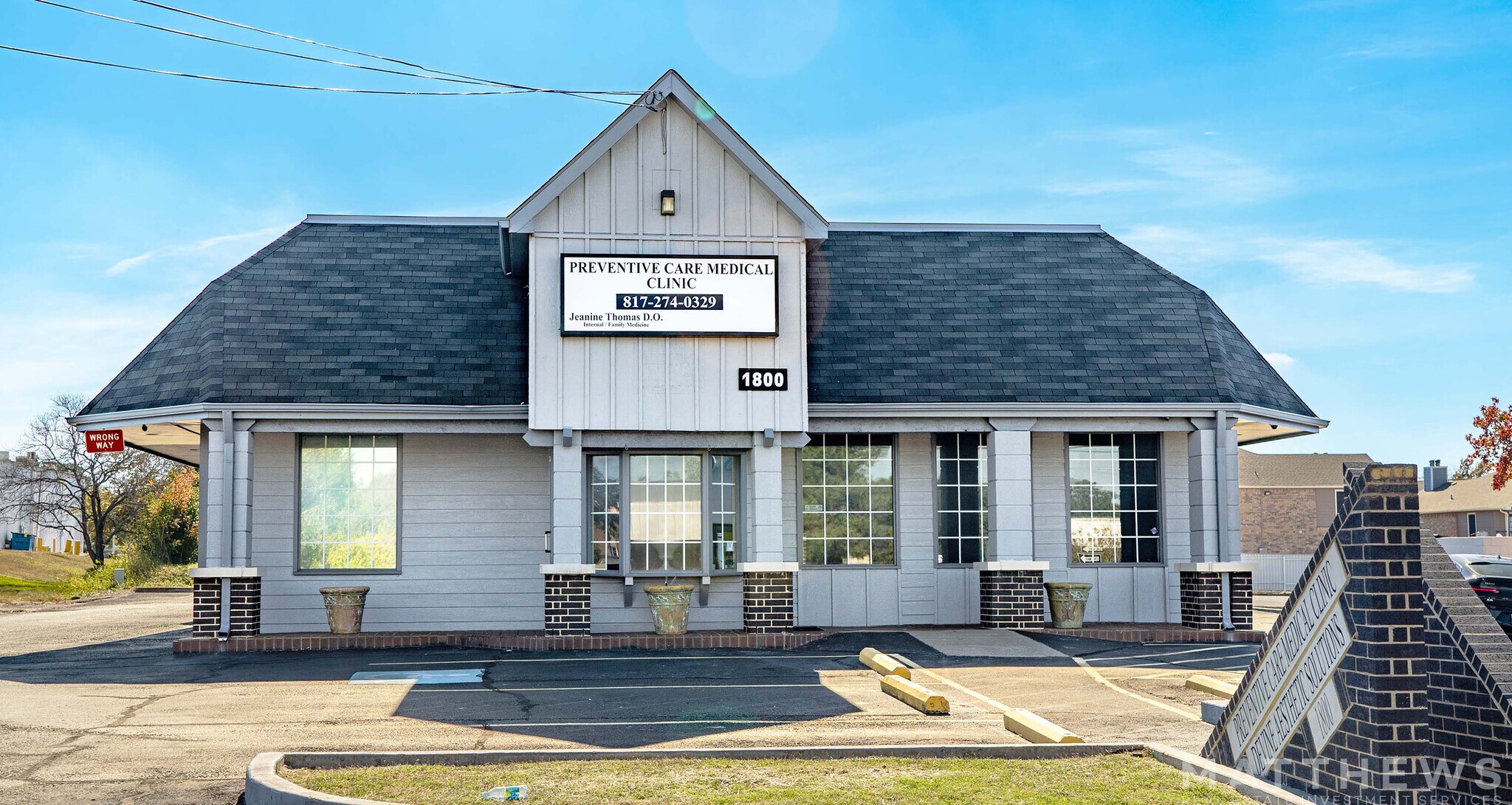 1800 W Pioneer Pky, Arlington, TX for Sale