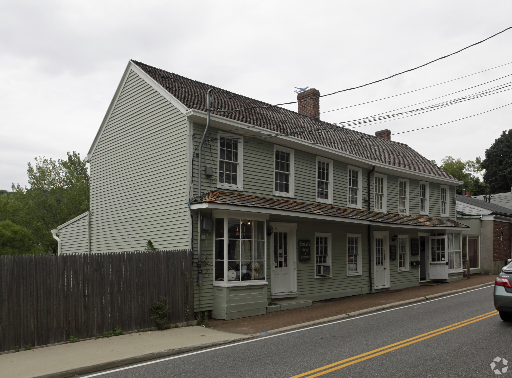 17-21 Main St, Roslyn, NY for Rent