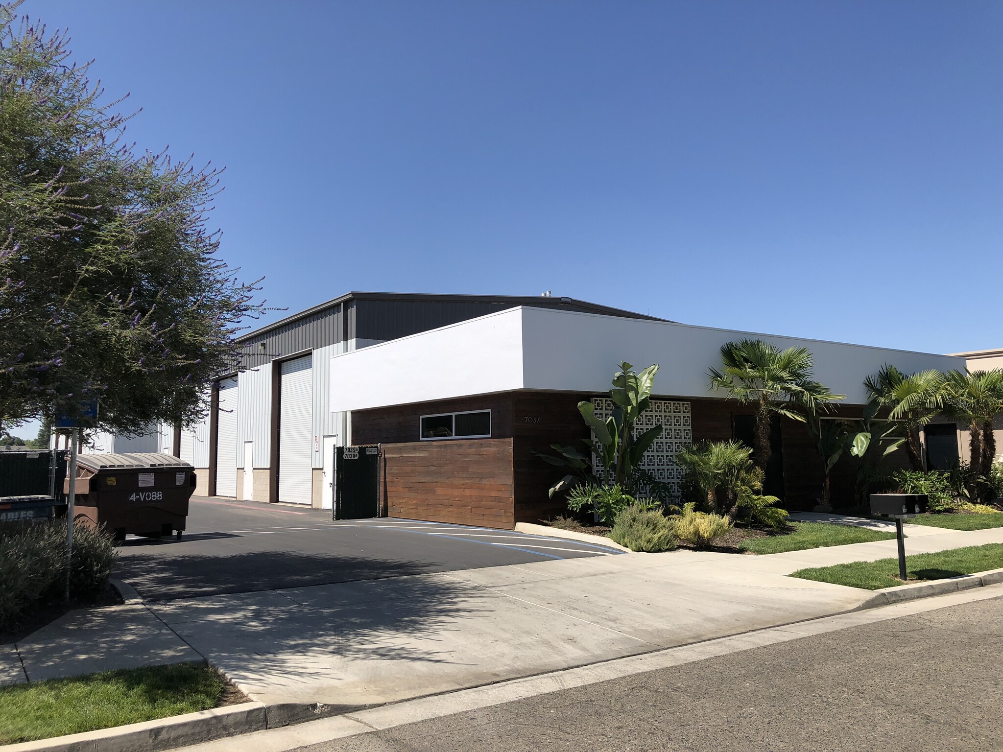 7037 W Pershing Ct, Visalia, CA for Rent