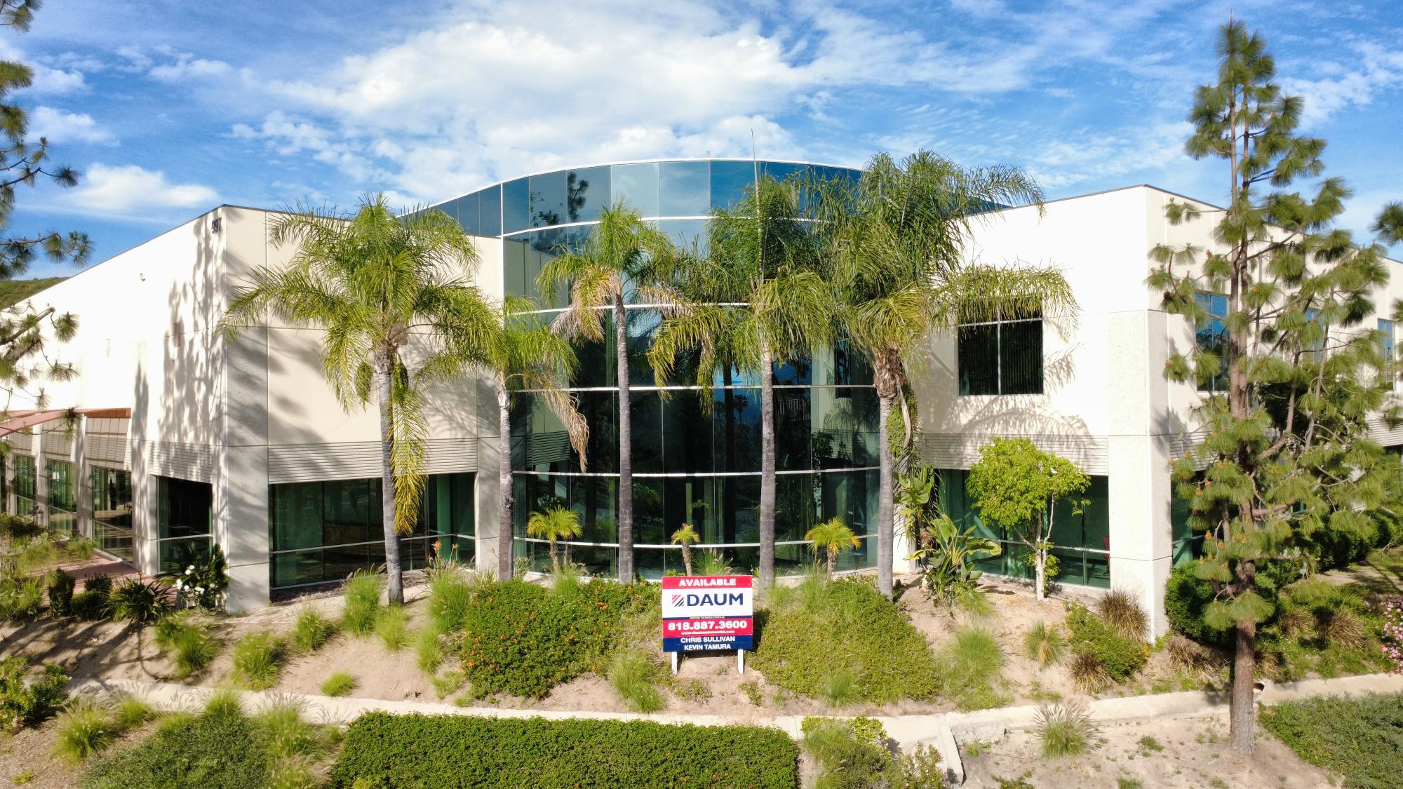 997 Flower Glen St, Simi Valley, CA for Rent