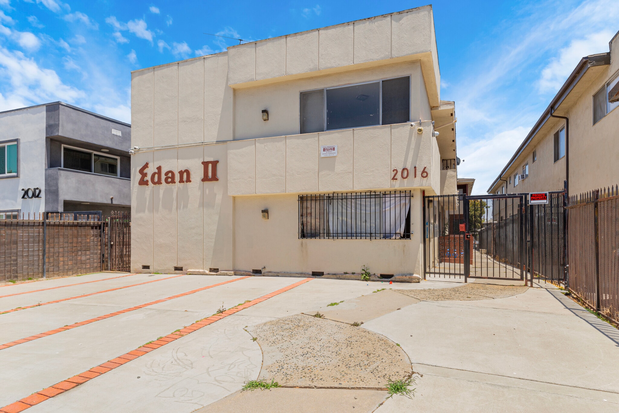 2016 S Bedford St, Los Angeles, CA for Sale
