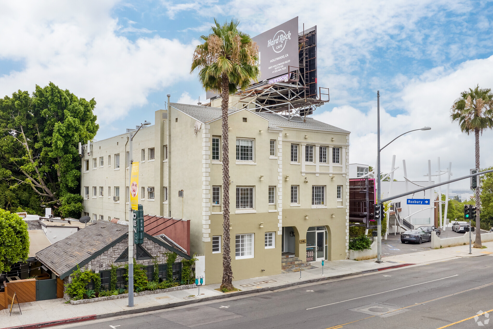 8228 W Sunset Blvd, Los Angeles, CA for Rent