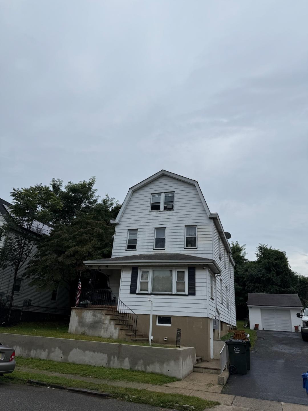 107 Fulton St, Woodbridge, NJ for Sale