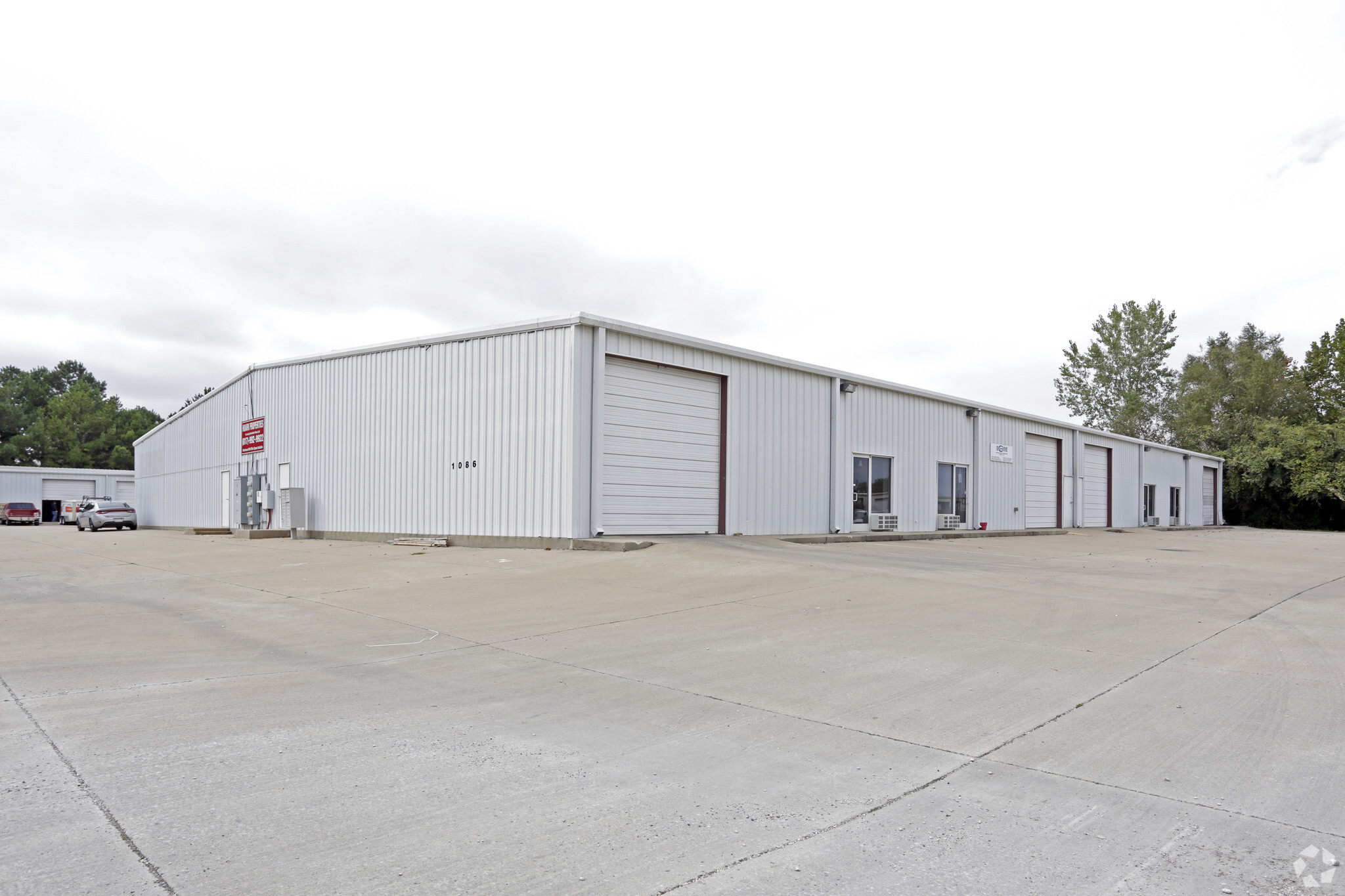 1086 Athens Ave, Bethel Heights, AR for Rent