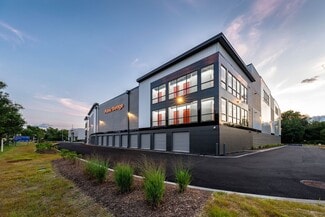 Paramus, NJ Self-Storage Facilities - 75 S State Rt 17 Paramus, NJ Self-Storage Facilities - 75 S State Rt 17