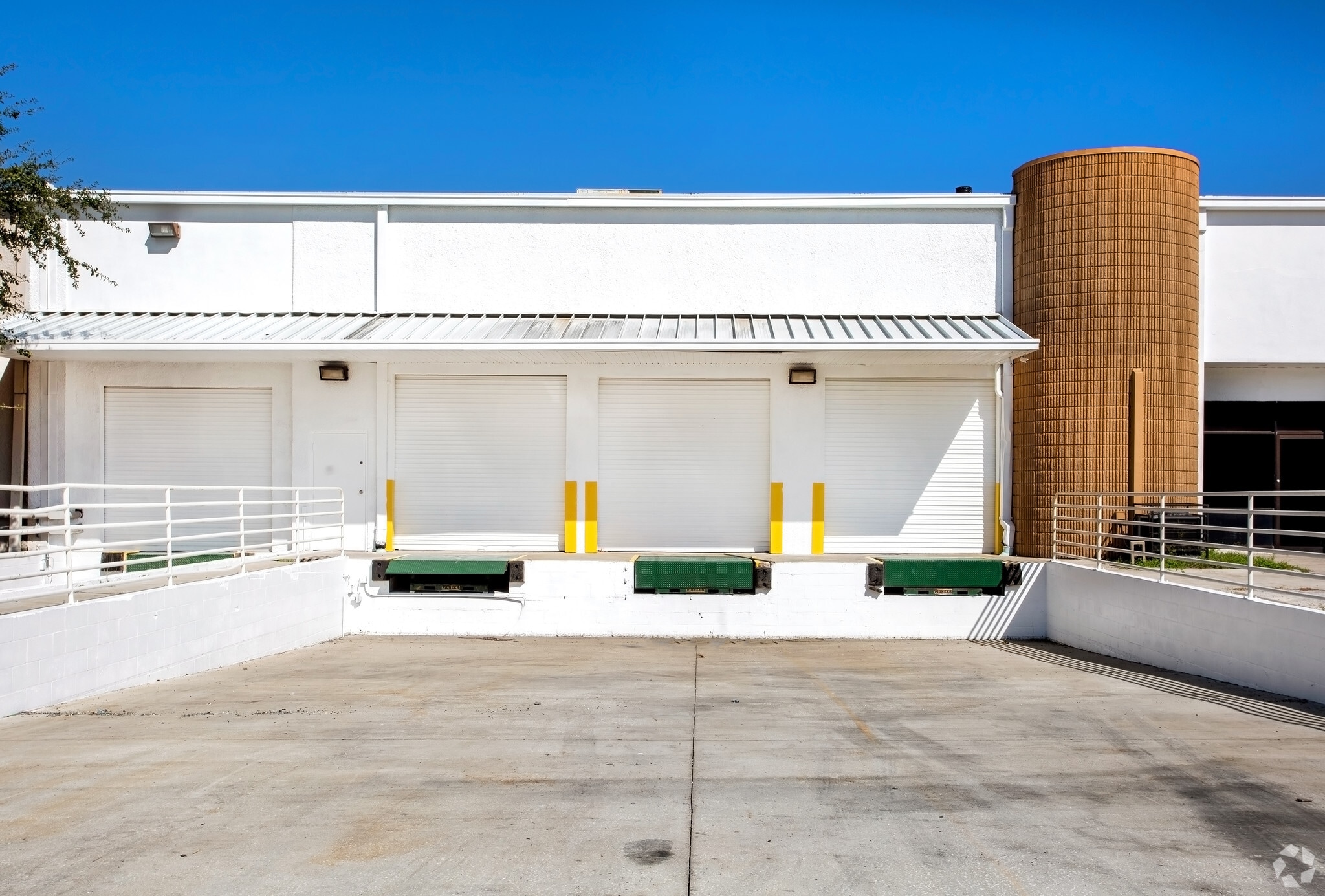12105 N 28th St, Saint Petersburg, FL for Sale