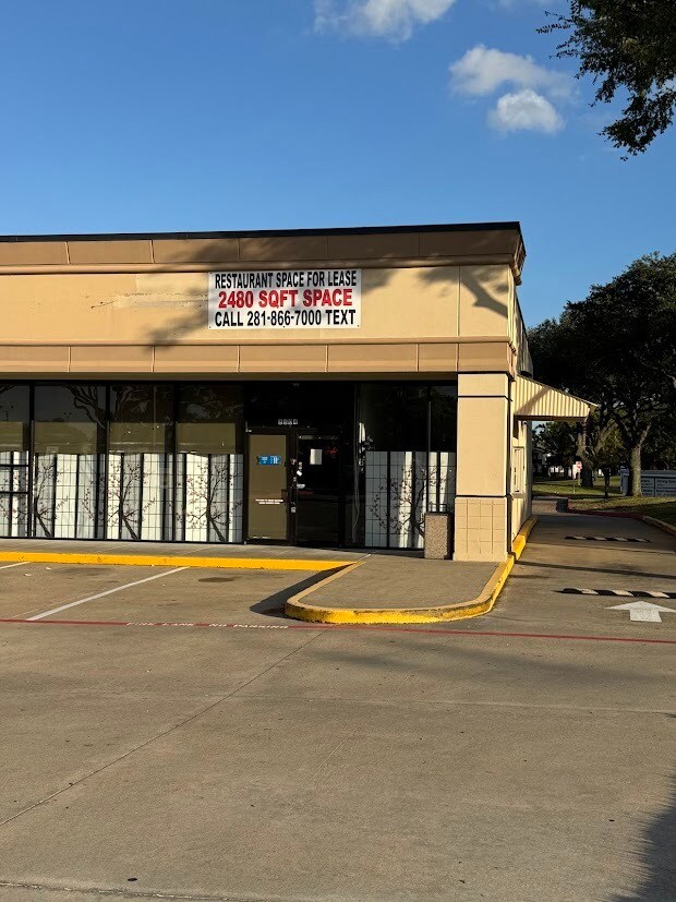 8604-8686 N Hwy 6, Houston, TX for Rent