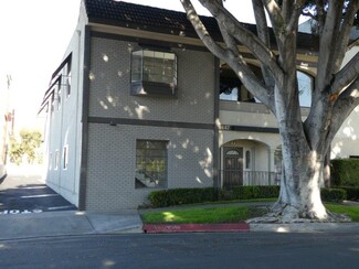 Glendale, CA undefined - 447 W Burchett St