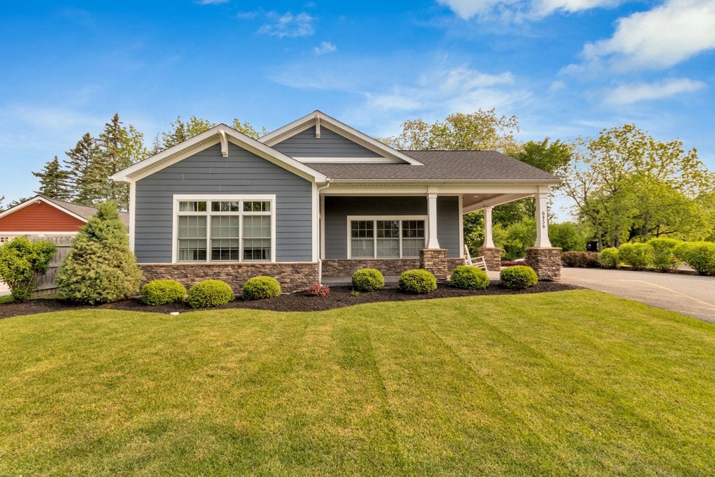 6456 New Taylor Rd, Orchard Park, NY for Sale