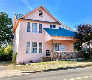 San Marcos, TX Storefront Retail/Office - 215 N Comanche St