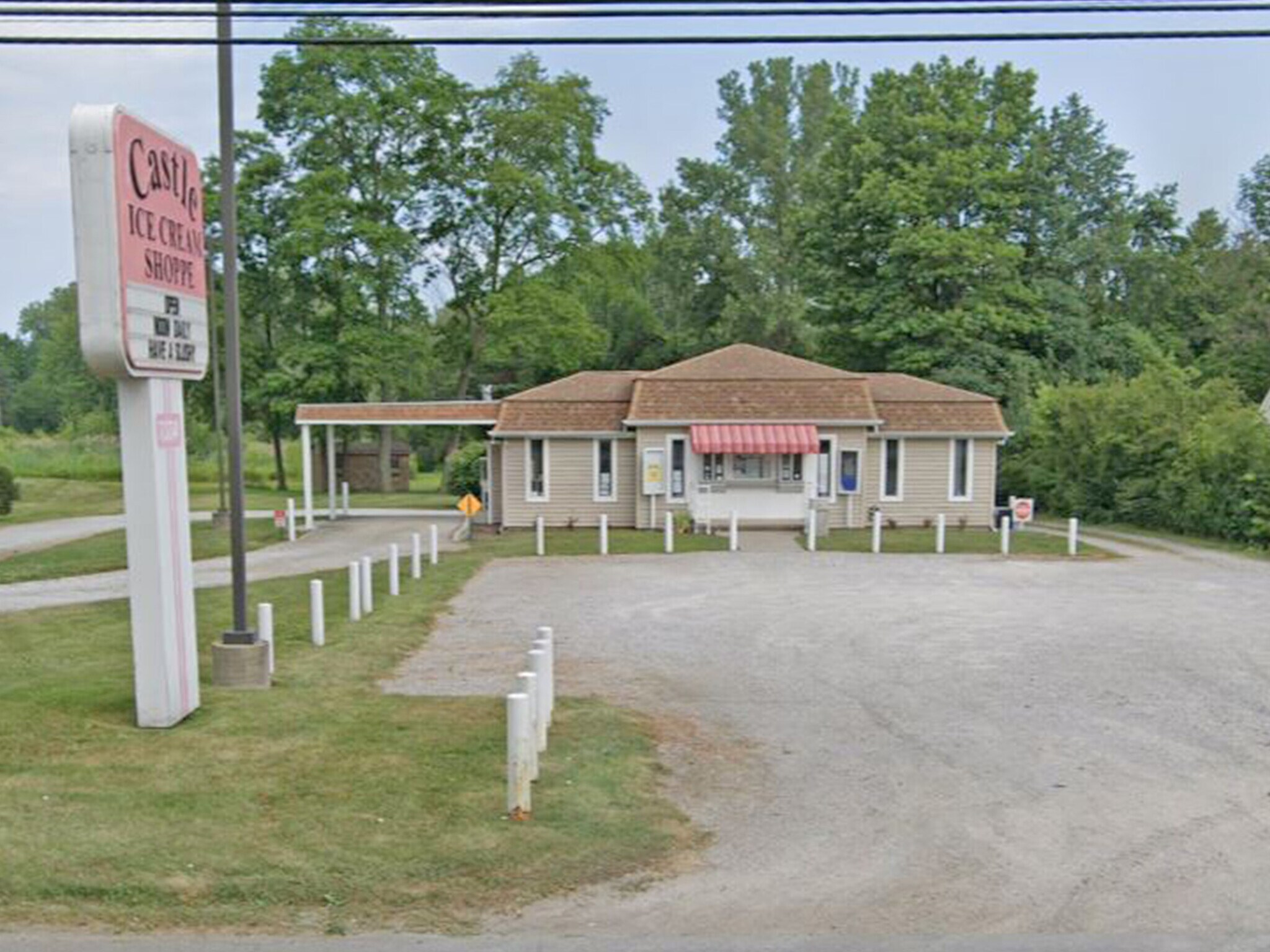 7334 W Lake Rd, Fairview, PA for Sale