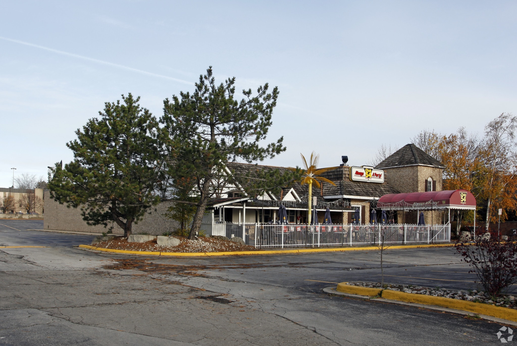 3345 Harvester Rd, Burlington, ON for Sale