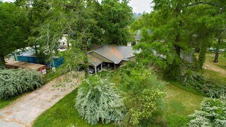 Spring, TX Specialty - 1802 Pinewoods Way