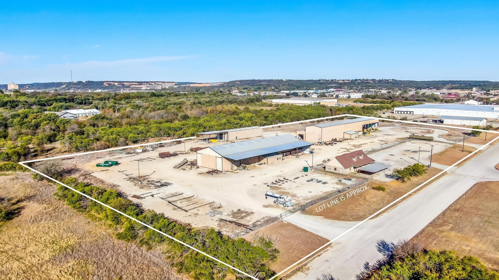 520 Tradeway Dr, Mineral Wells, TX for Sale