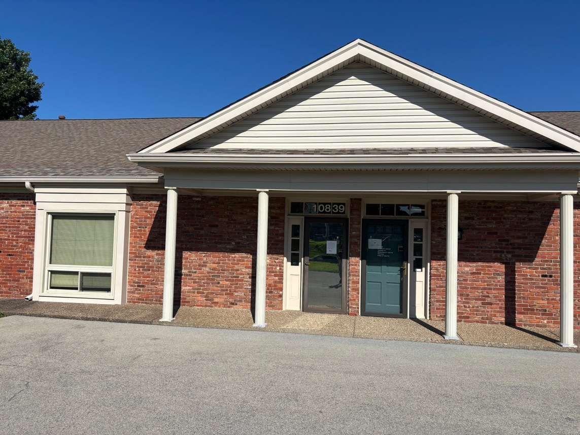 10835-10845 Bluegrass Pky, Louisville, KY for Sale