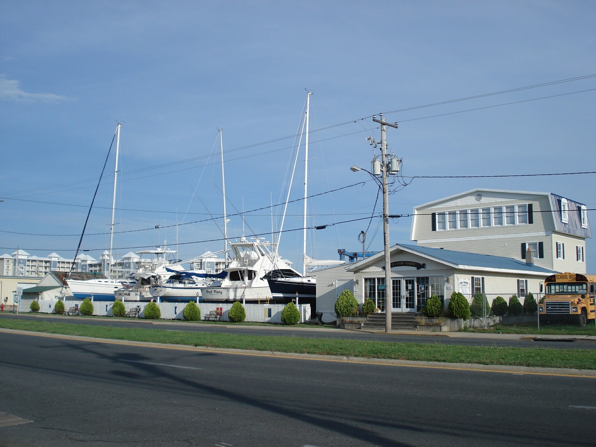 822 W Main St, Crisfield, MD for Sale