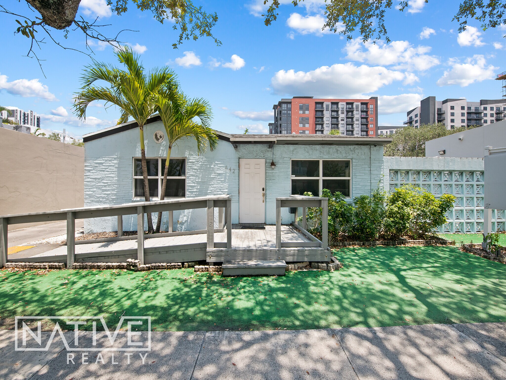 642 NE 3rd Ave, Fort Lauderdale, FL for Rent