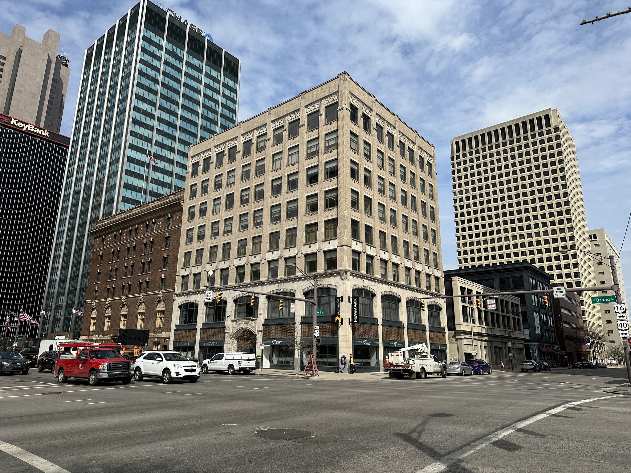 150 E Broad St, Columbus, OH for Rent