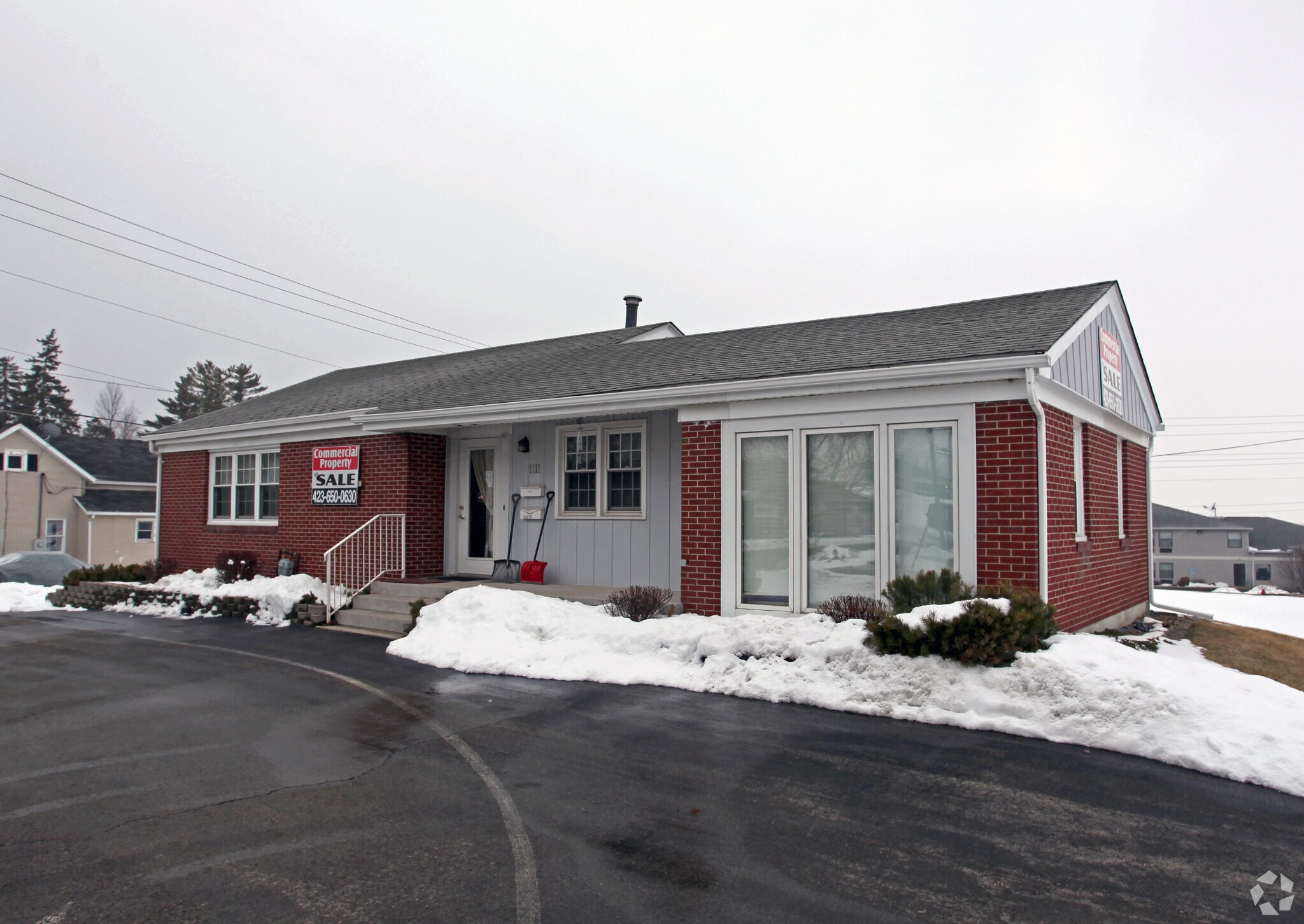 1111 N Main St, Bellefontaine, OH for Sale