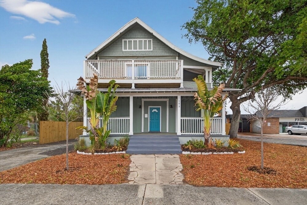 105 W Columbus Dr, Tampa, FL for Sale