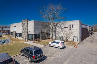 Commack, NY Industrial - 81 Modular Ave