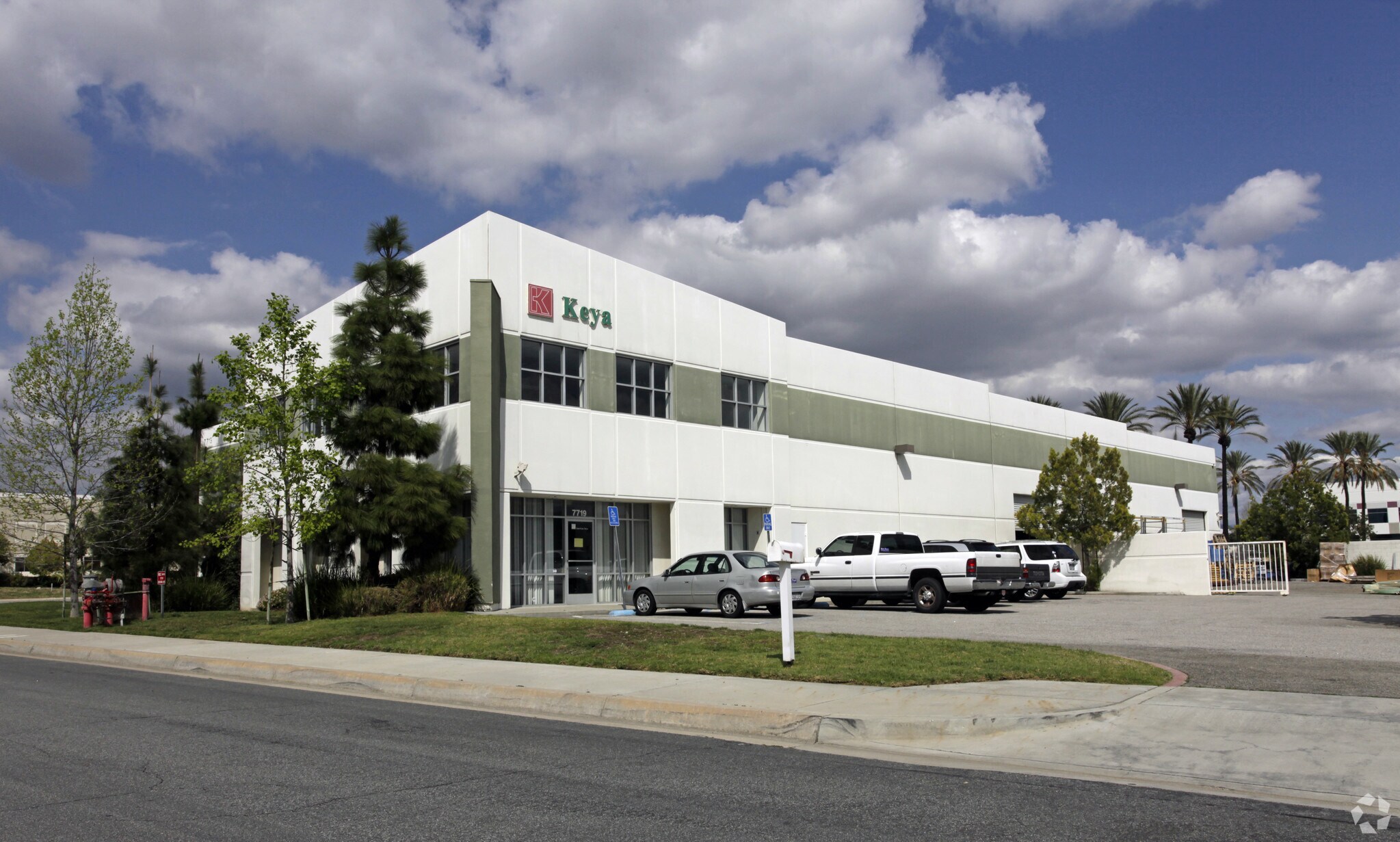 7719 Edison Ave, Fontana, CA for Rent