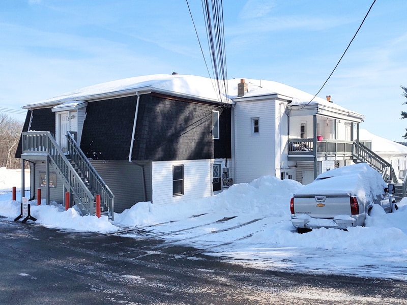 140 Worcester Providence Tpke, Sutton, MA for Sale