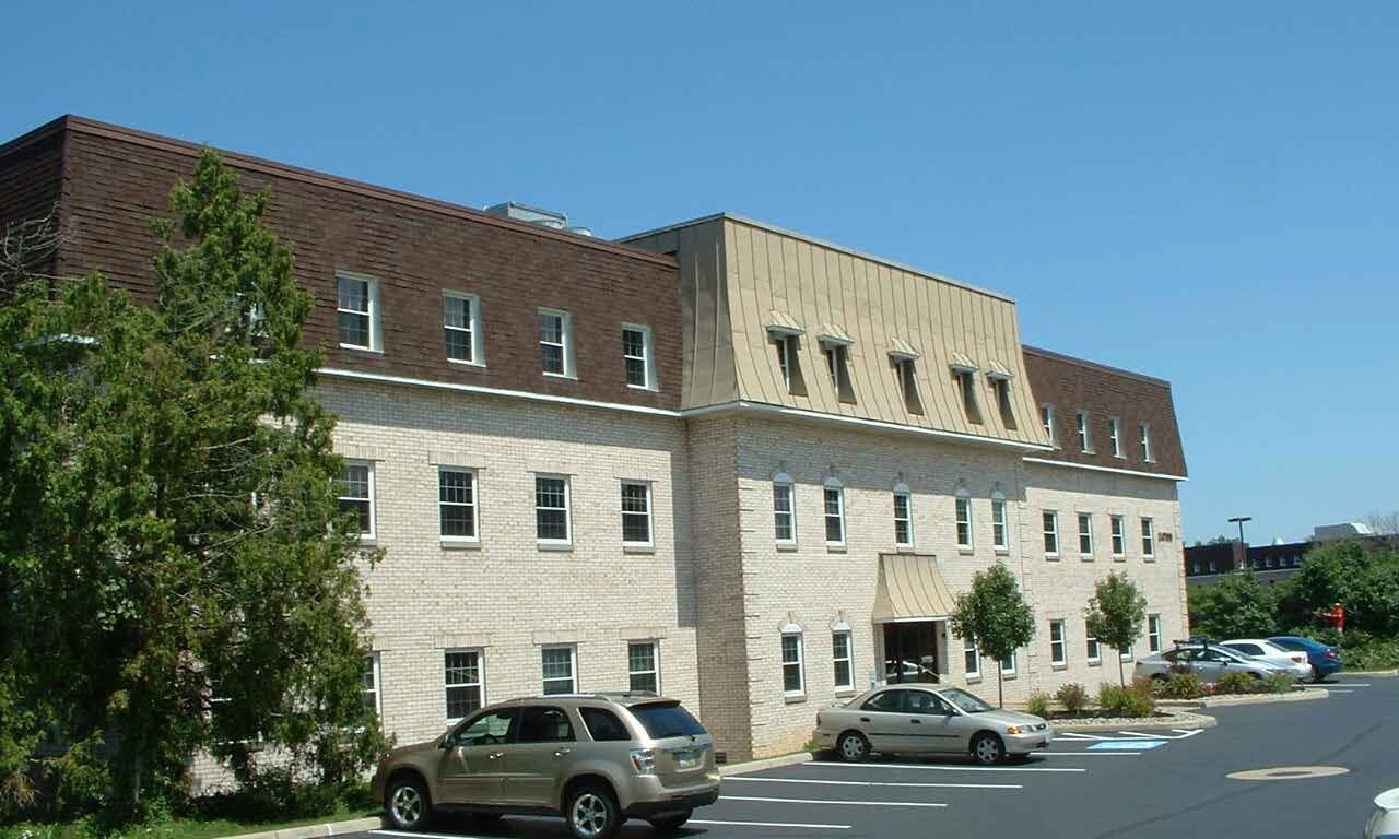 24700 Center Ridge Rd, Westlake, OH for Sale