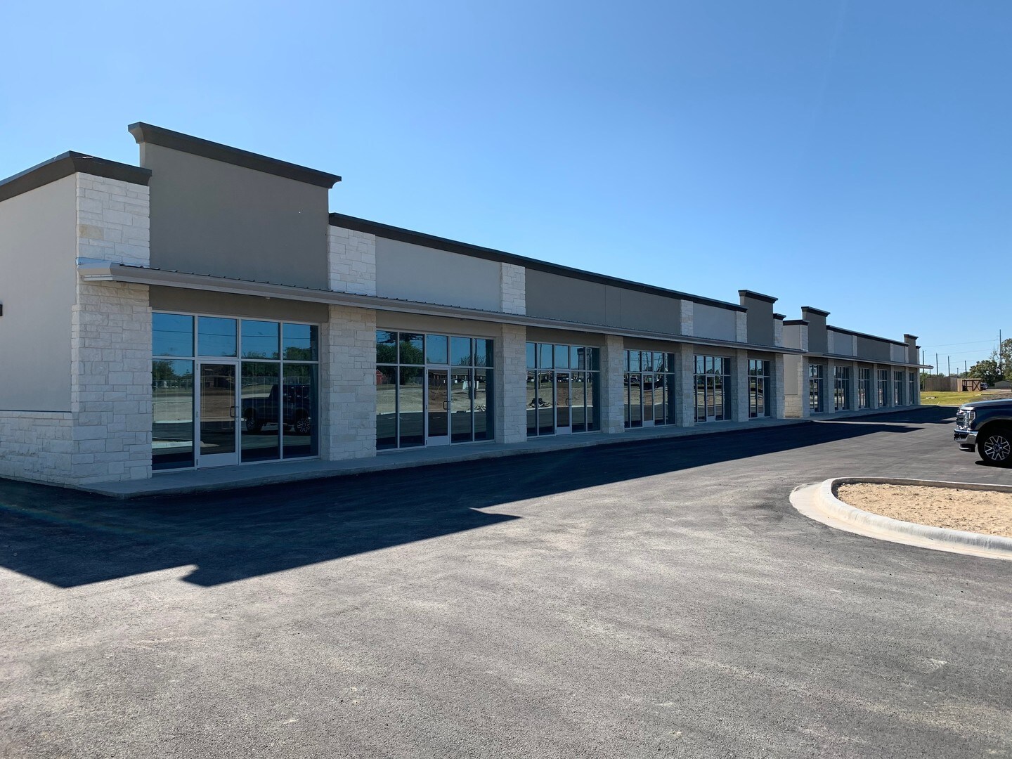 2020 W Stan Schlueter Loop Killeen, TX 76549 Retail Property for