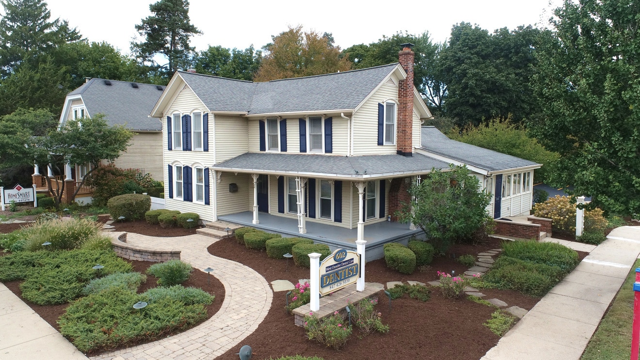 602 W Main St, West Dundee, IL for Rent