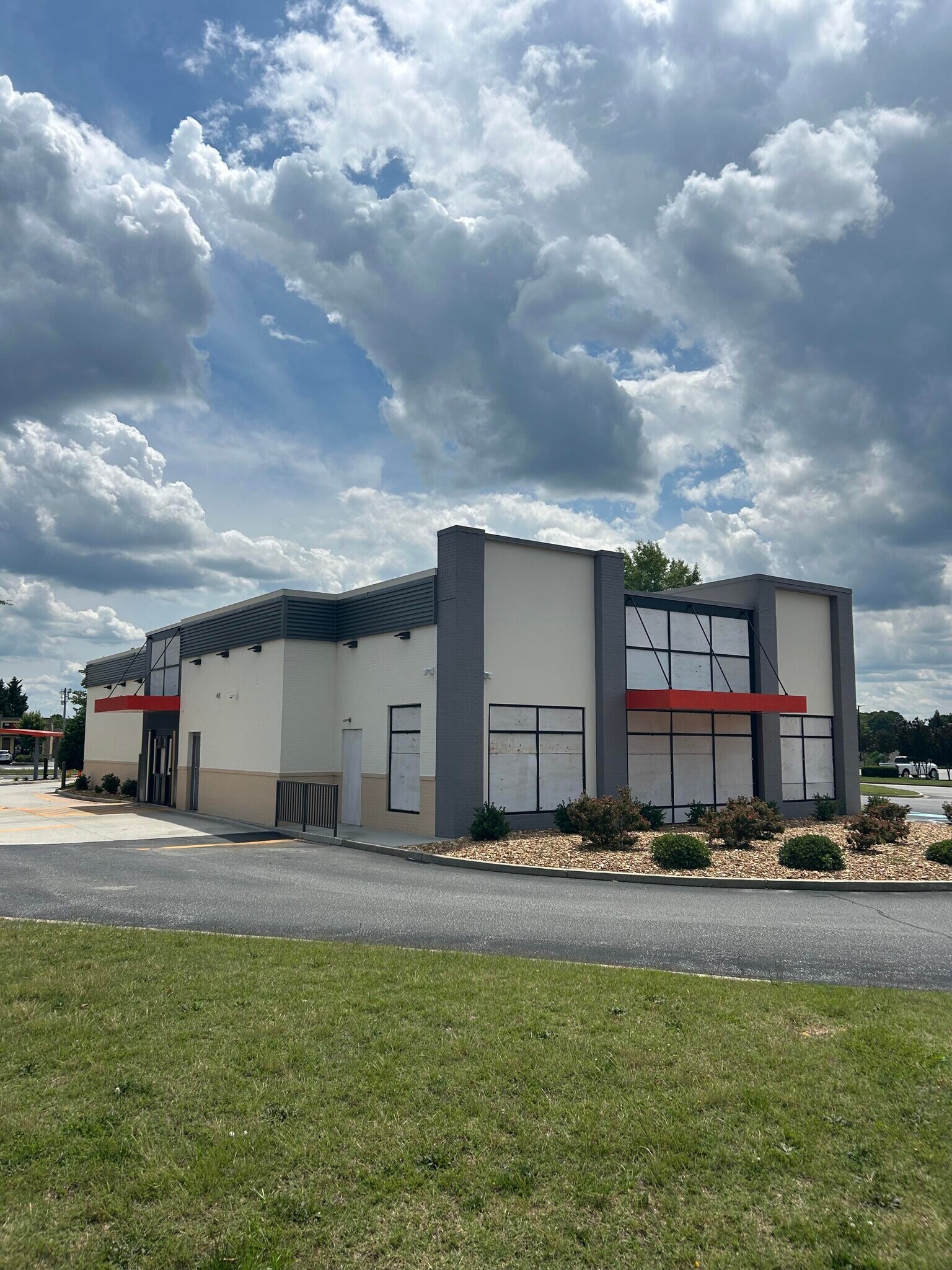 1466 Woodruff Rd, Greenville, SC for Sale