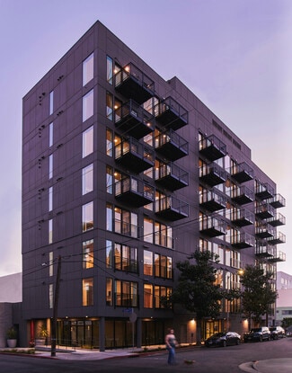 Los Angeles, CA Retail - 6762 Hawthorn Ave