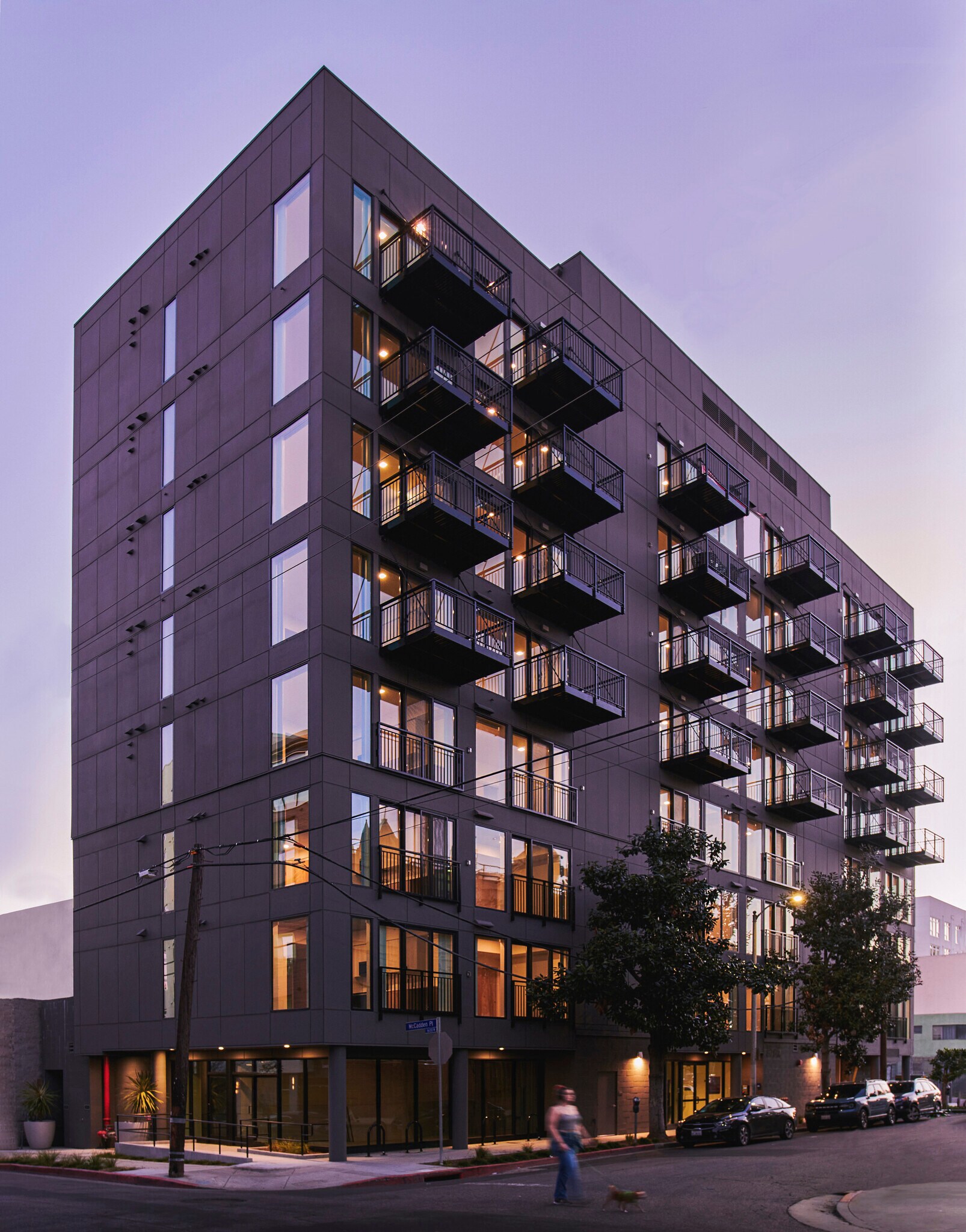 6762 Hawthorn Ave, Los Angeles, CA for Rent