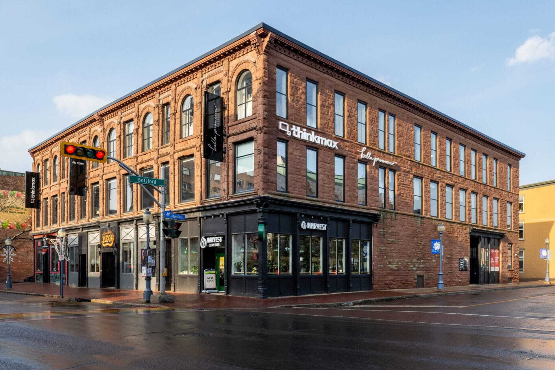 679 Main St, Moncton, NB for Rent