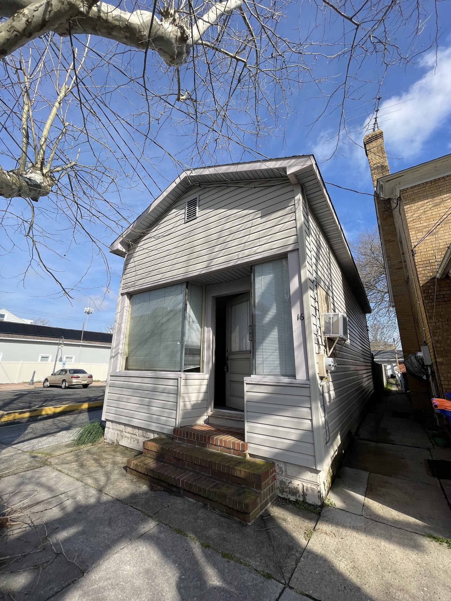 16 E Vine St, Millville, NJ for Rent